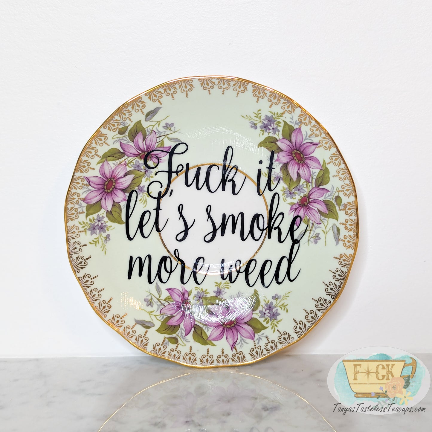 Fuck it, let's smoke more weed saucer